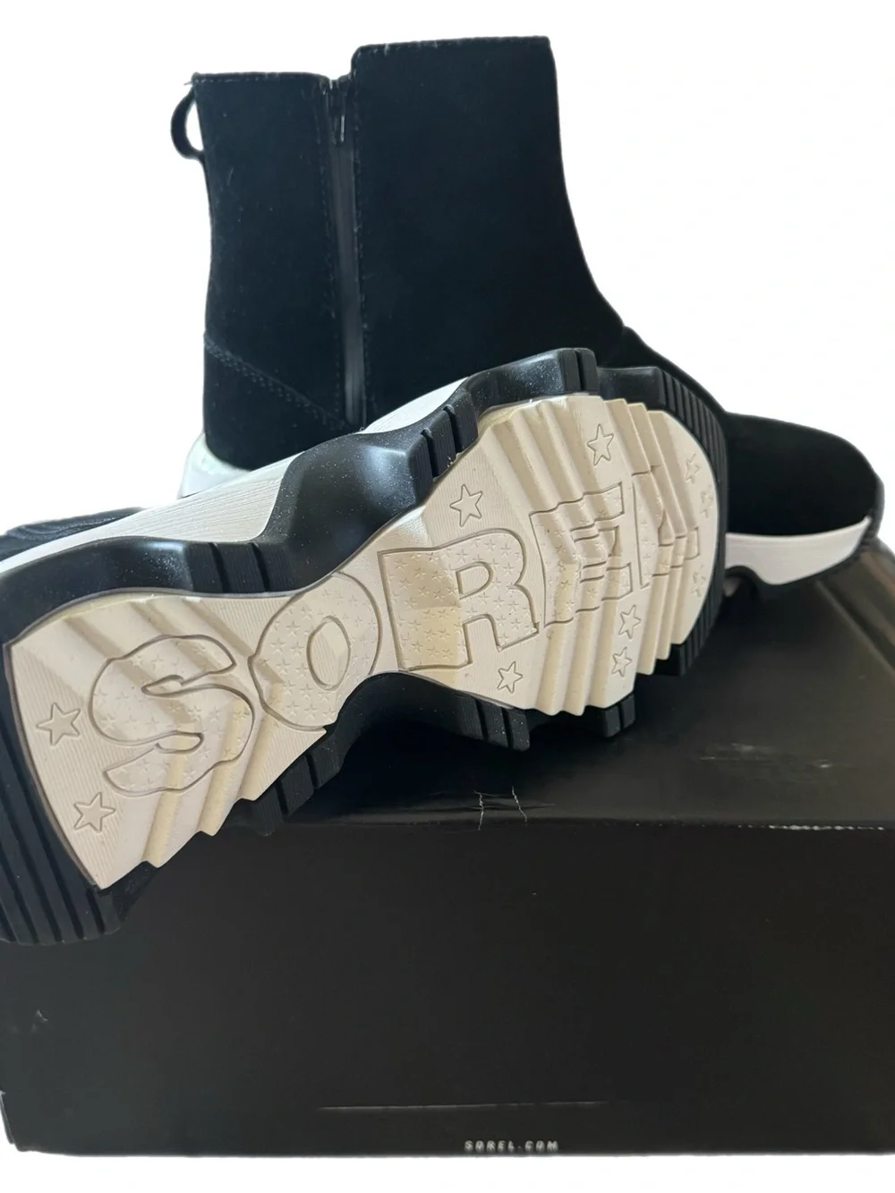 NIB Sorel Kinetic Short Boot Size 8.5 waterproof